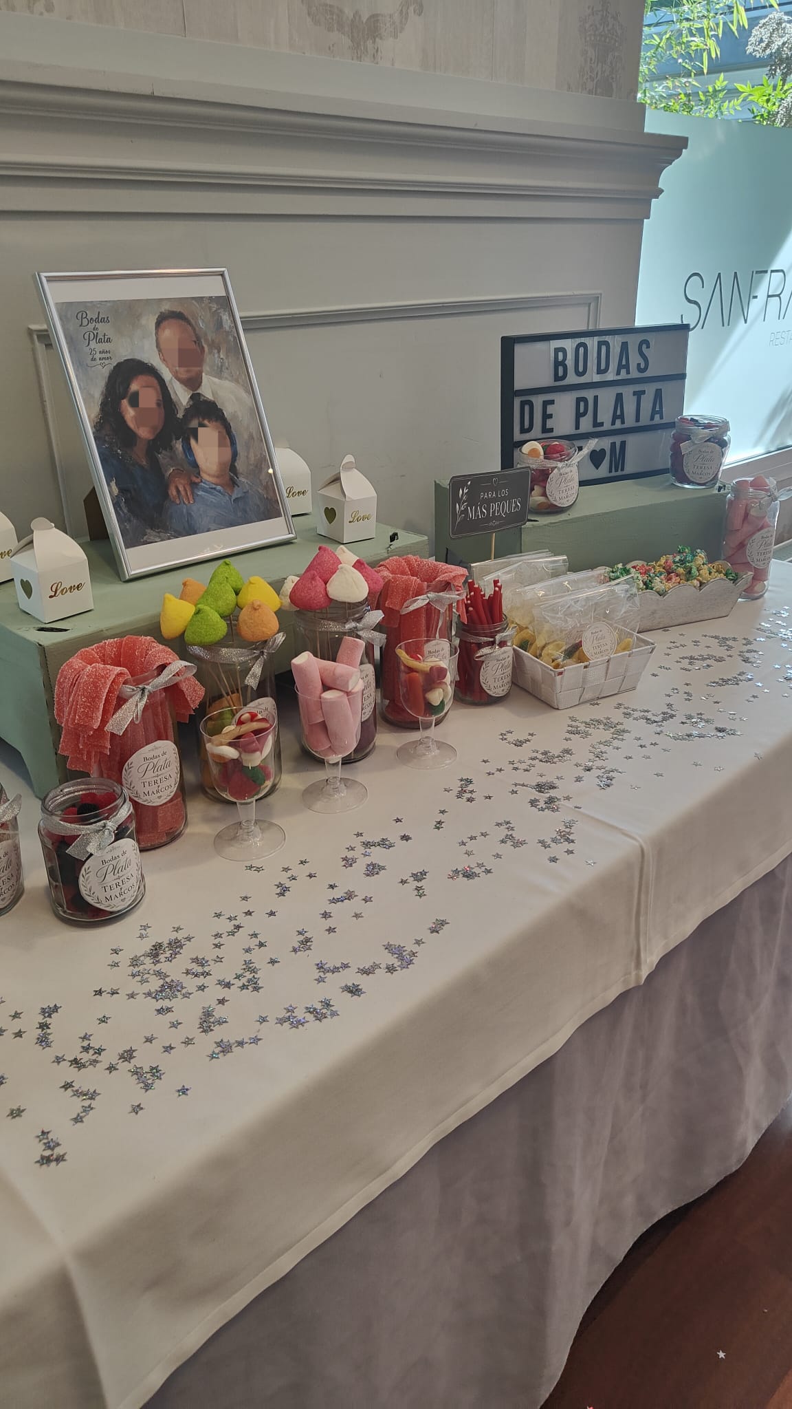 Tarros con etiquetas personalizadas del Candy Bar